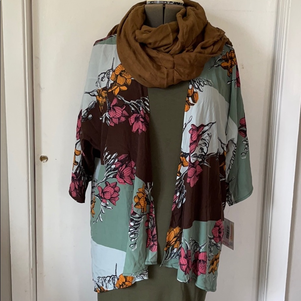 Lularoe Lindsay